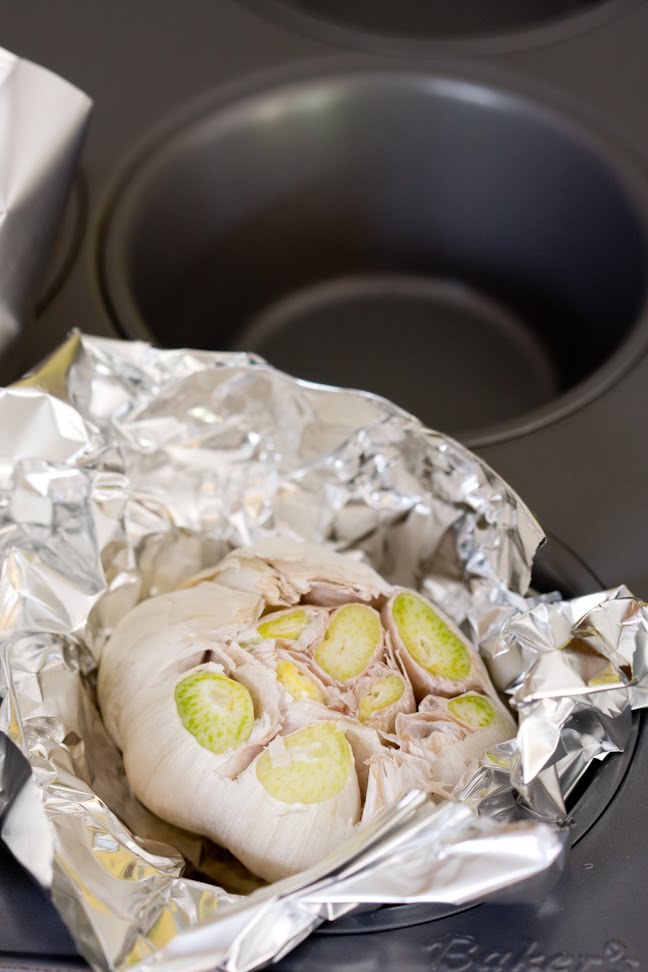 [garlic+cupcakes+01.jpg]