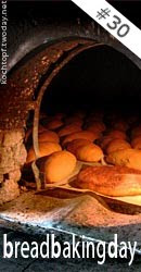 {Baking} FINNISH CHAI SPICE PULLA ... Bread With a Twist for BBD! 21 breadbakingday30