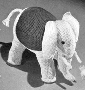 2000 Free Amigurumi Patterns: Vintage elephant