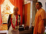 Srila Atulananda Acharya e Mangala Swami