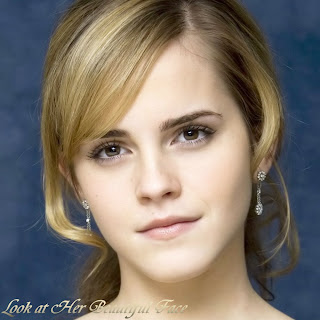 Look At Emma Watson Beautiful Face