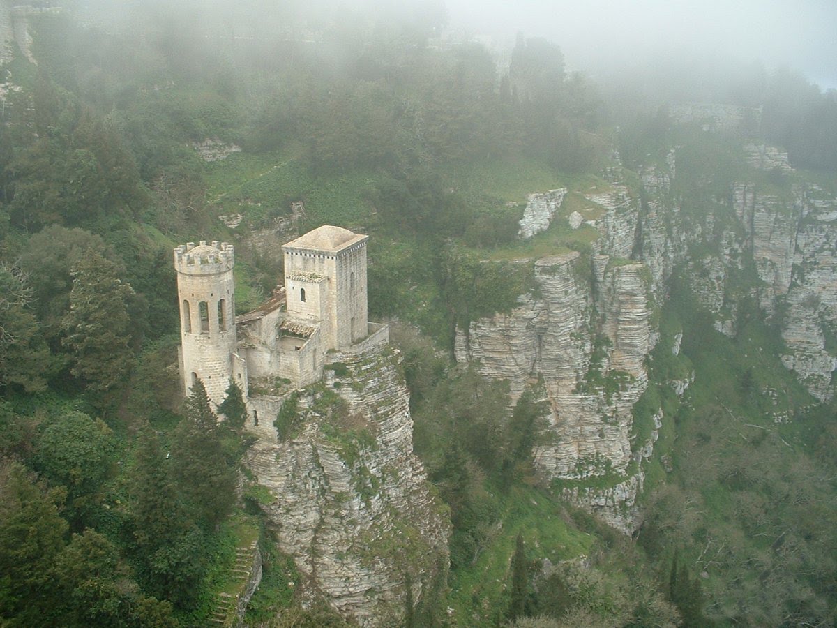 bensozia: Castello Pepoli, Erice, Sicily
