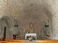 Interior de l'ermita de La Damunt