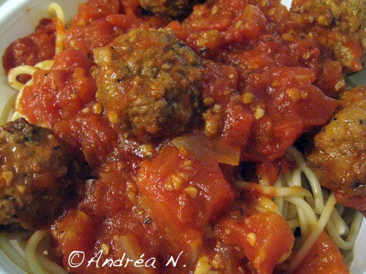 [Spaghetti+com+almôndegas3.jpg]