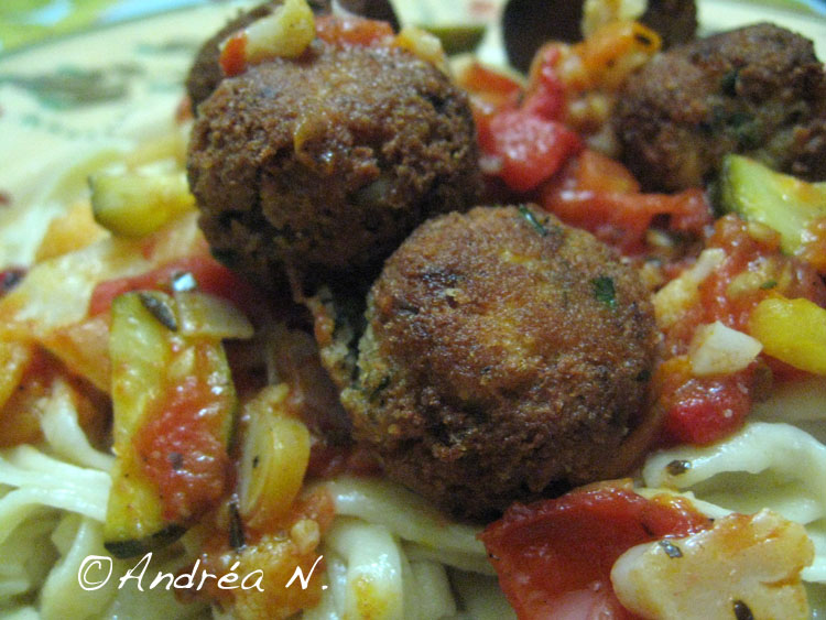 [Fettucinni-tofuballs3.jpg]