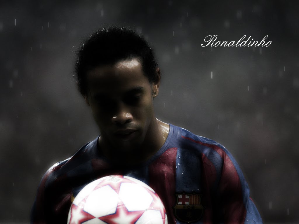 FOOTBALL PLAYERS WALLPAPERS: Ronaldinho Wallpapers