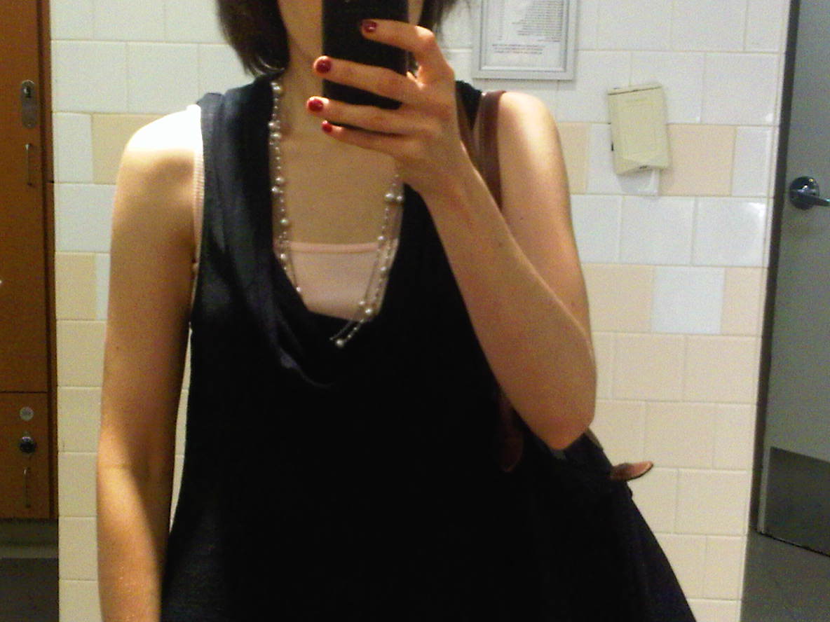 Can I Dress Myself? Why do New Yorkers wear so much black?