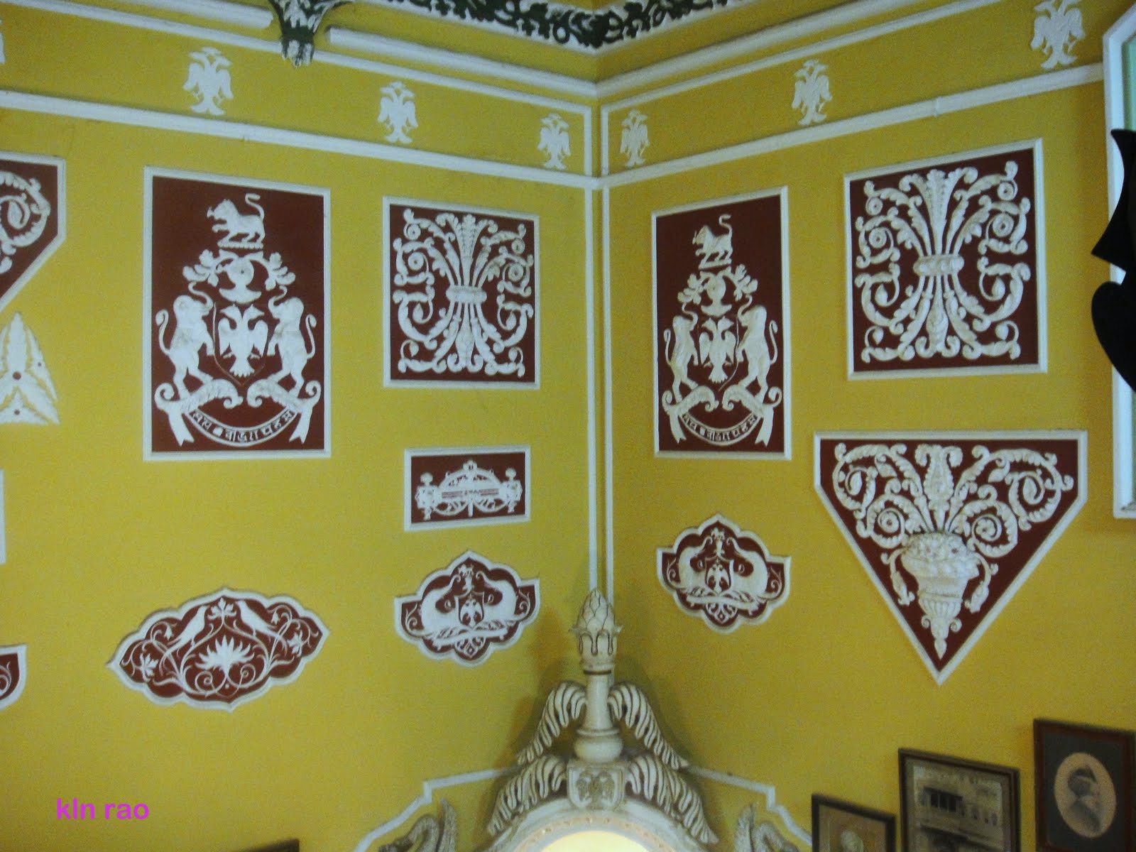 Clicks by Kln Rao and me Magnificient Paintings Bangalore Palace