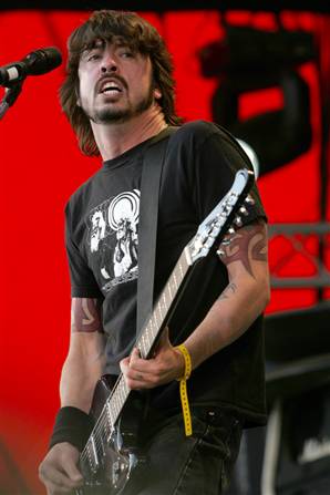 [grohl.jpg]