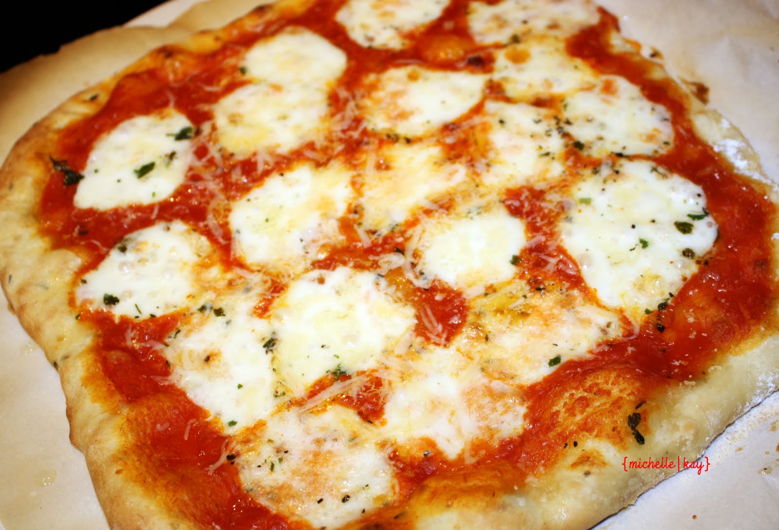 I&amp;#39;m Just Playing with Food!: Fresh Mozzarella Pizza