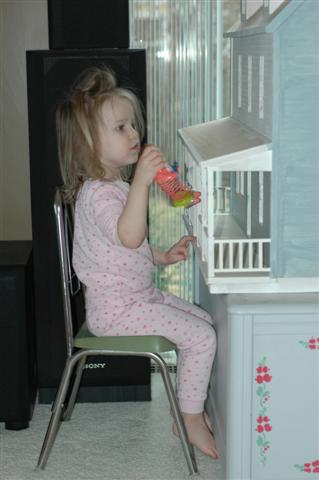 [DSC_0002+(Small).JPG]