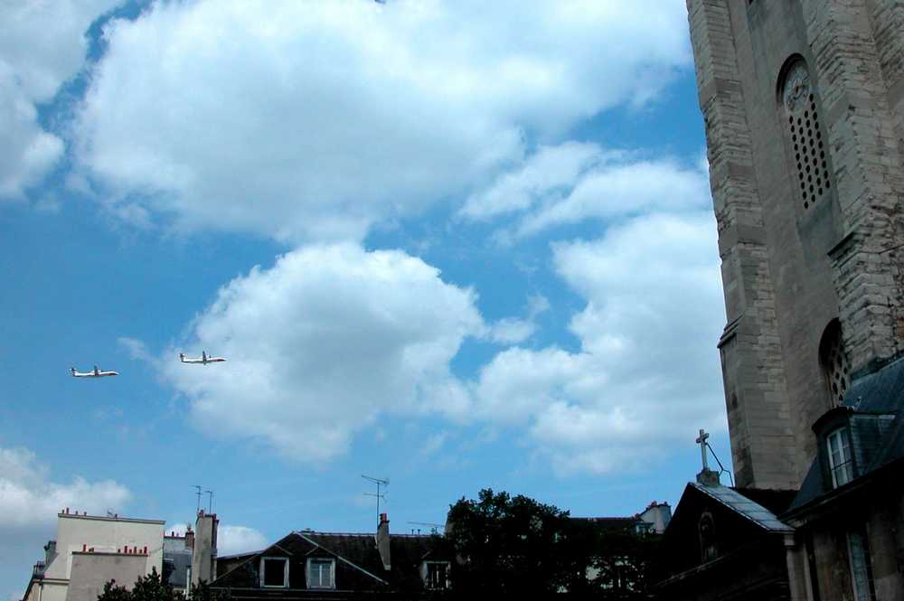 PARIS ARCHITECTURE: BOULEVARD ST-GERMAIN
