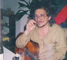 La guitarra, una pasión escondida de Antonio Rico