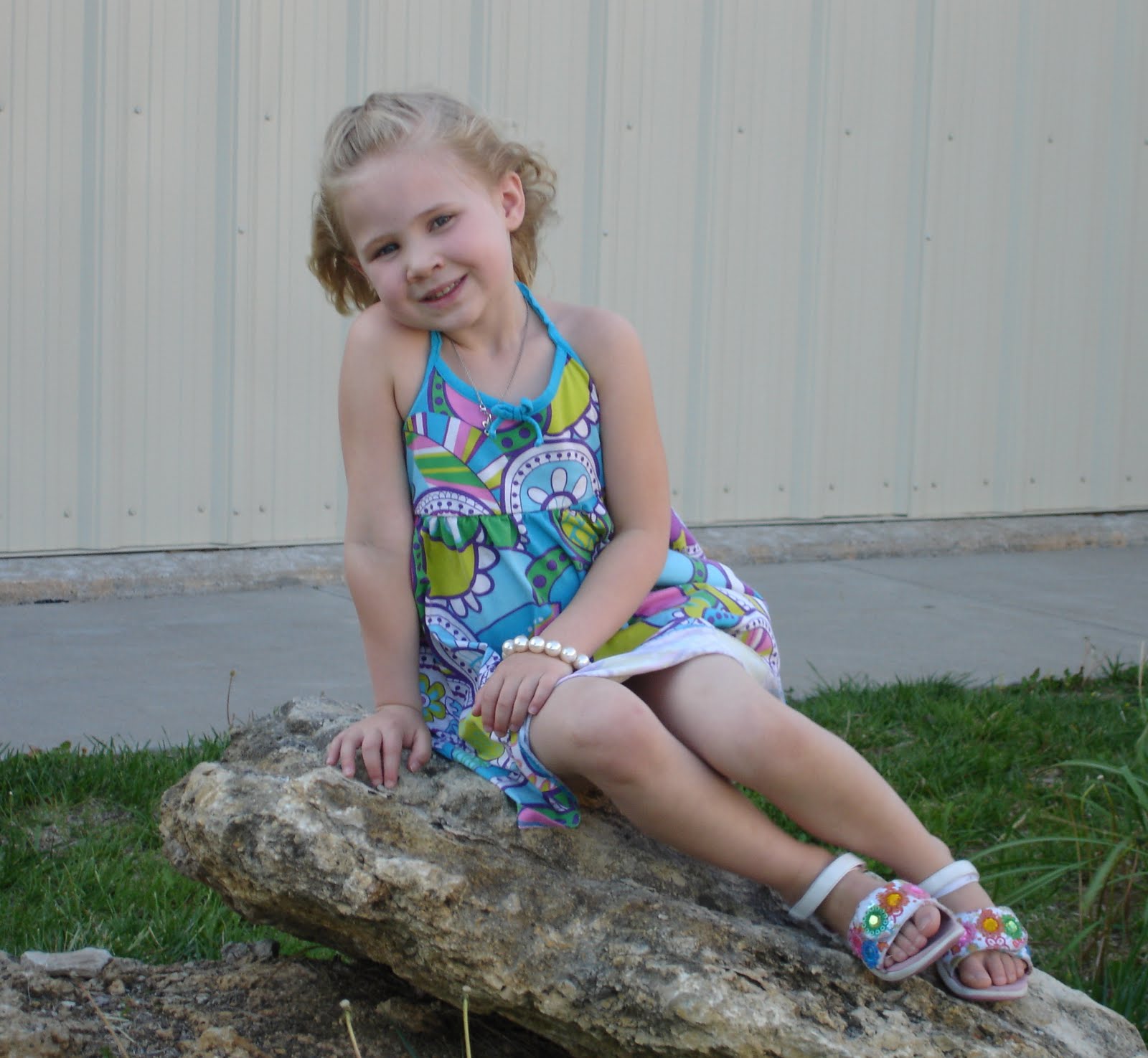 Kinley saw a little boy standing in front of this rock taking pictures. 