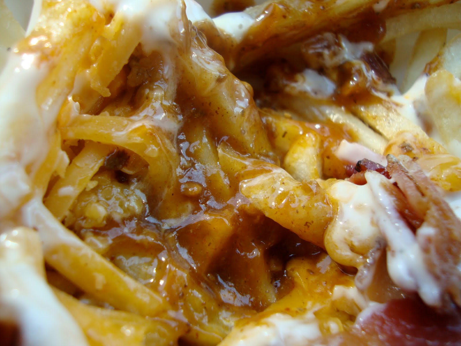An Immovable Feast Fast Food Review Wienerschnitzel's Bacon Ranch Chili Cheese Fries