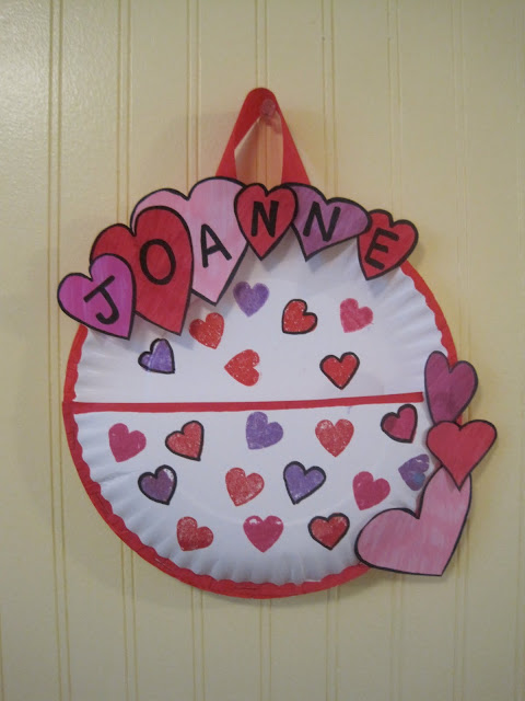 Kid’s Valentine Card Holder – Lesson Plans