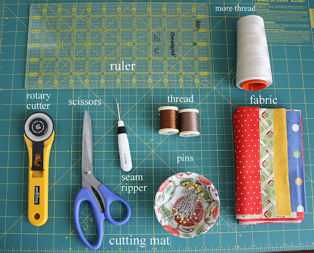 https://2.bp.blogspot.com/_a3FBeRh8M2U/TIaNxwJqmWI/AAAAAAAAEmY/d7czjxFBLWU/s640/basic%2Bquilting%2Bsupplies.JPG