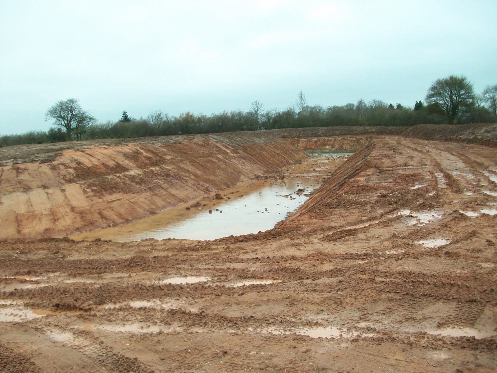 Match Fishing in Europe TUNNEL BARN FARM NEW LAKE UNDER CONSTRUCTION