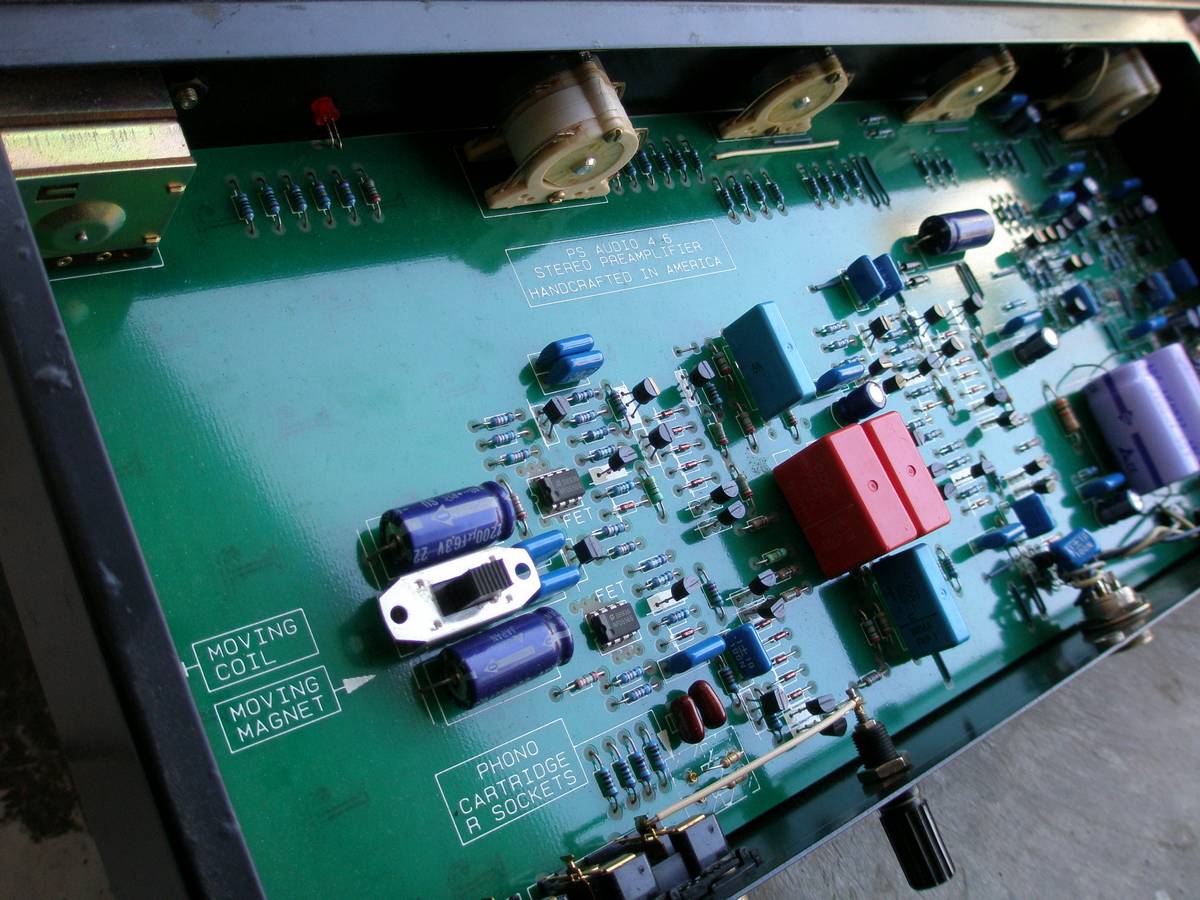 audio2nd: PS Audio 4.6 (preamplifier)...SOLD