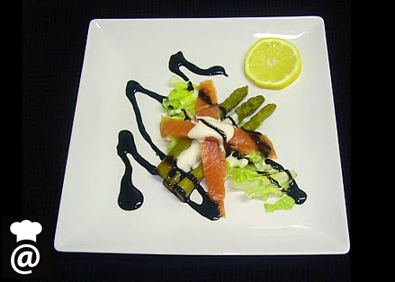 Receta-Anabel-Ensalada-salmon-esparragos-logo-400bis.jpg