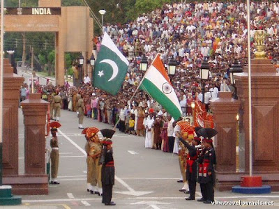 Chalte Chalte: At the Wagah-Atari Border