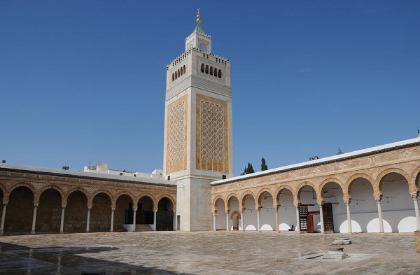la mosquée al-Zaytûna, Tunisie