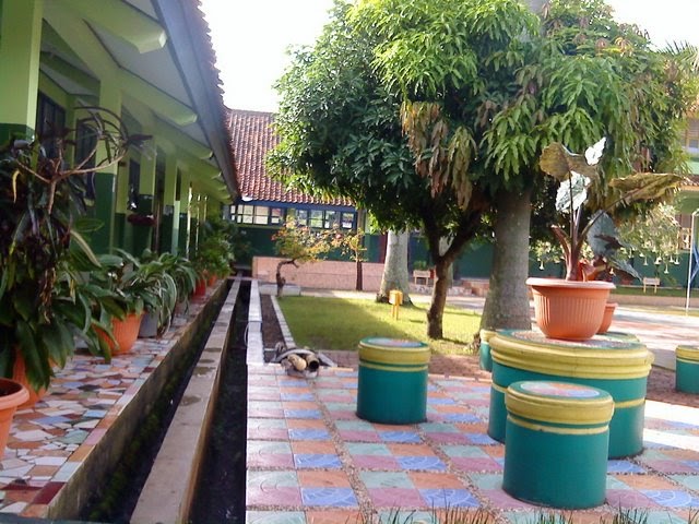 26+ Gambar Pagar Untuk Taman Sekolah Motif Minimalis