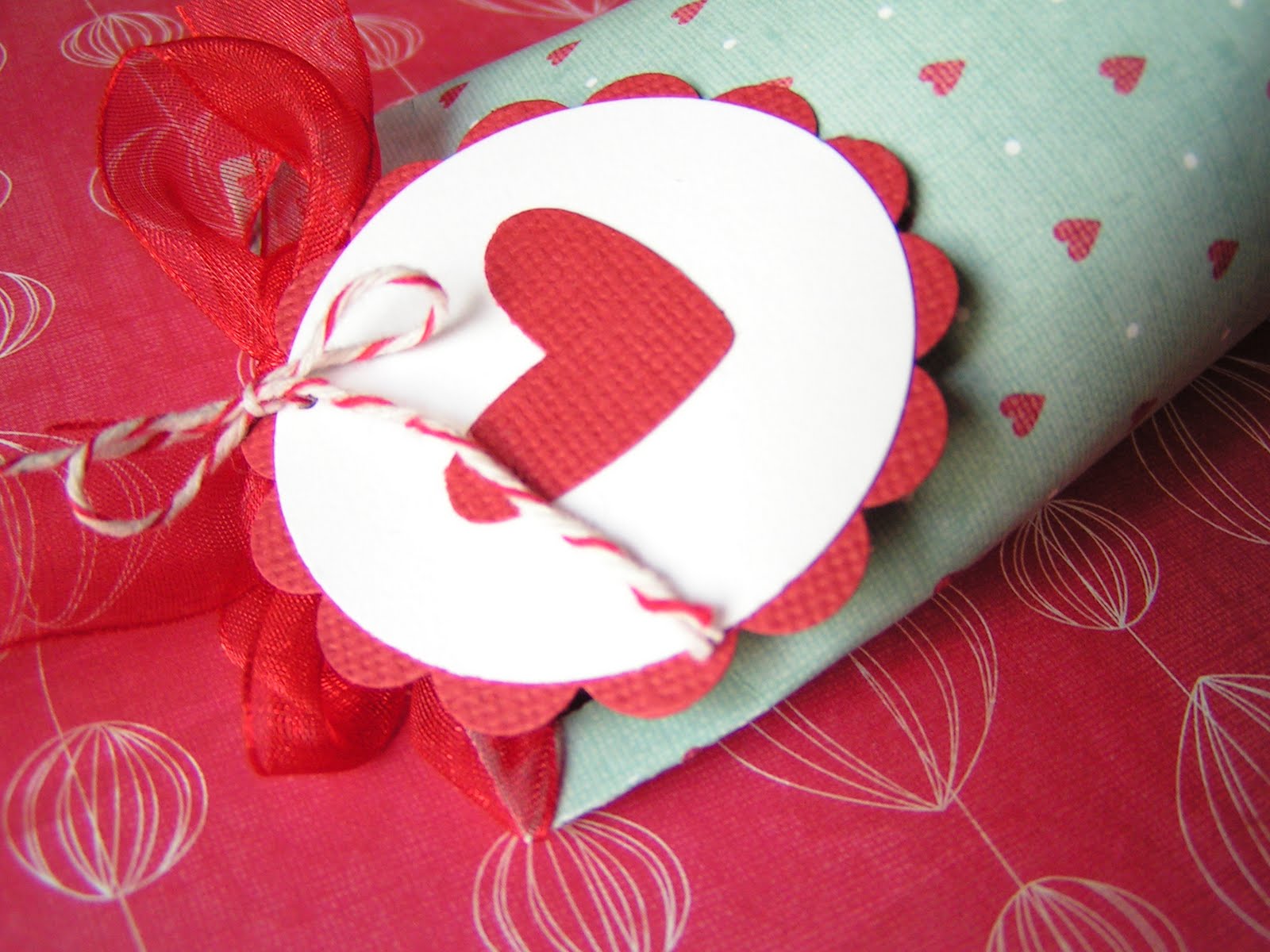 [BIA+Boot+Camp+Candy+Holder+-+Valentines+004.JPG]