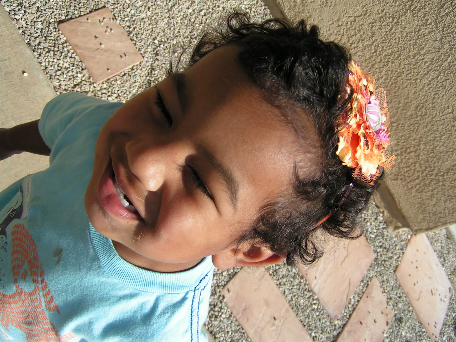 [8-14-09+Matt+with+Headband+(4).JPG]