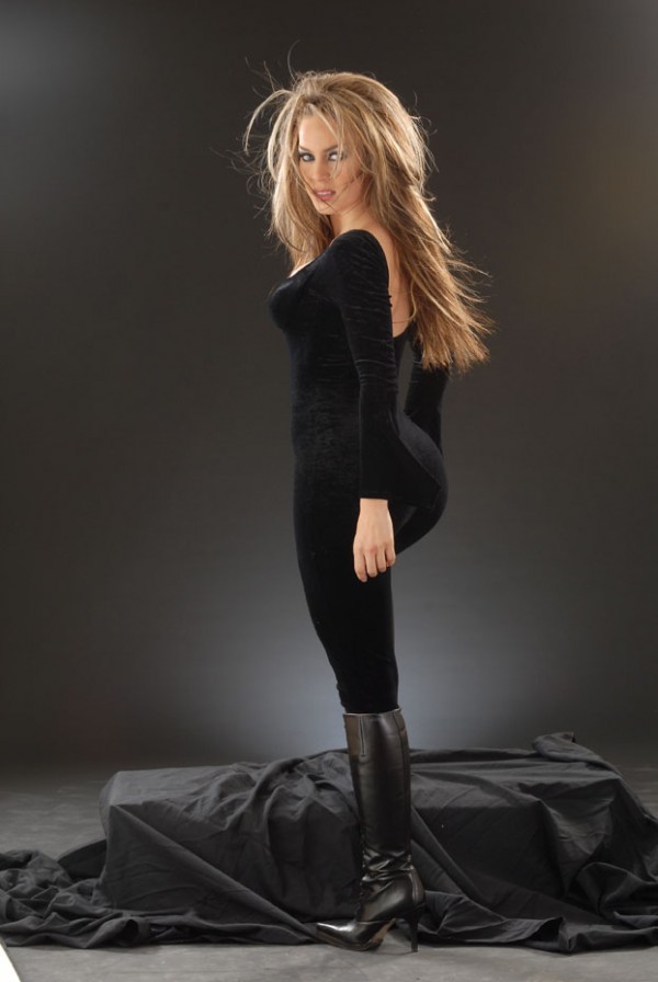 cinema wallpapers: Beautiful Arabian Models