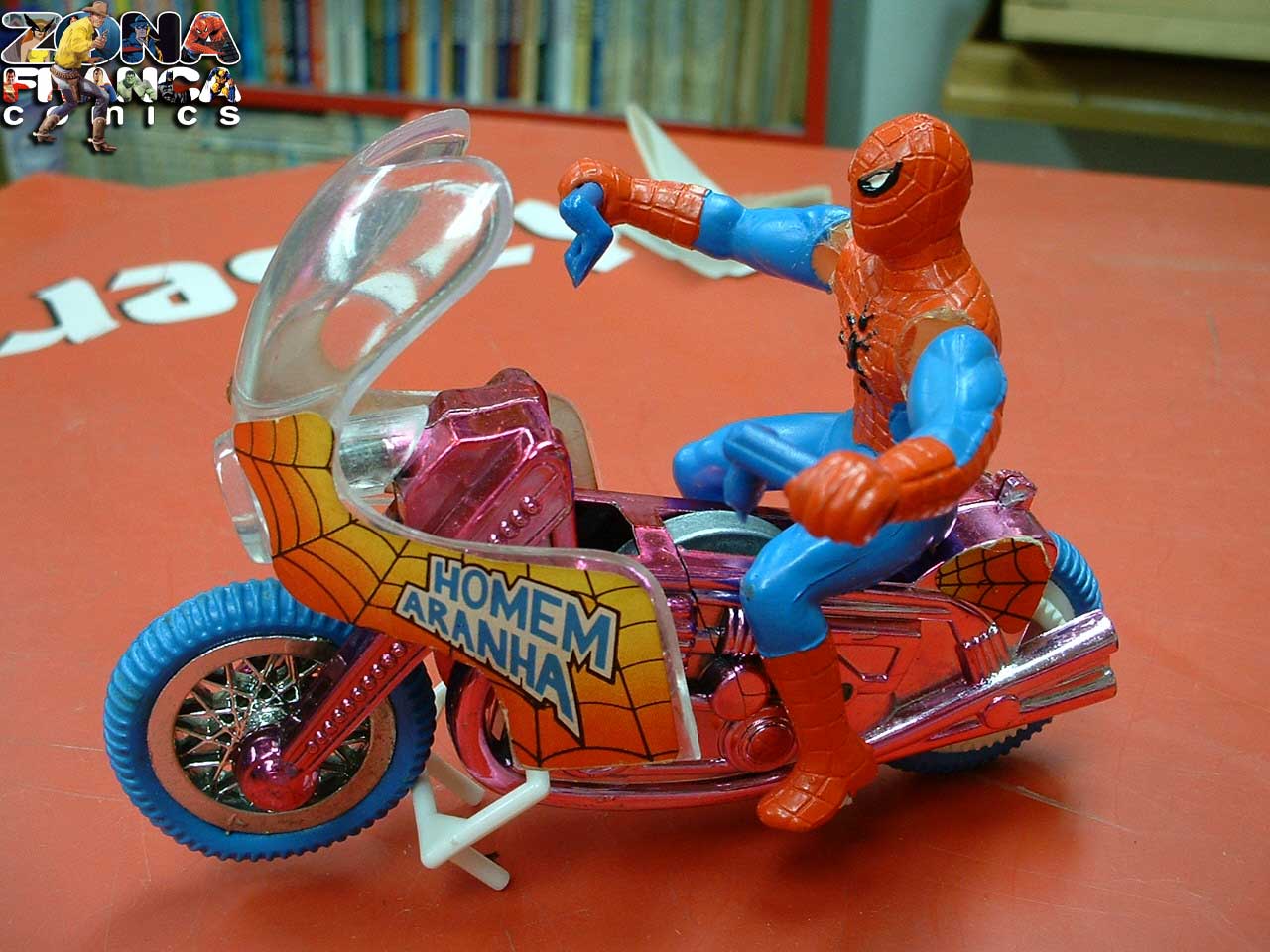 [gulliverhomemaranhamoto.jpg]