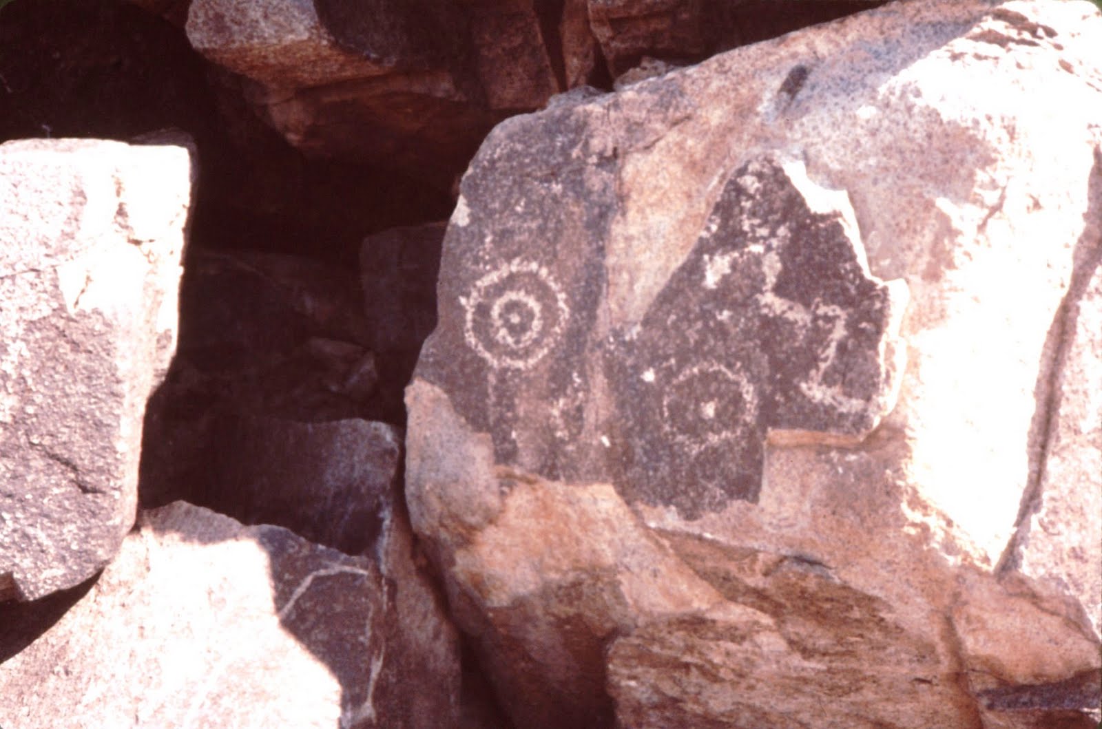 Rock Art Blog A METEOROLOGICAL MODEL FOR THE CONCENTRIC CIRCLE SUN rock-art-blog-a-meteorological-model-for-the-concentric-circle-sun