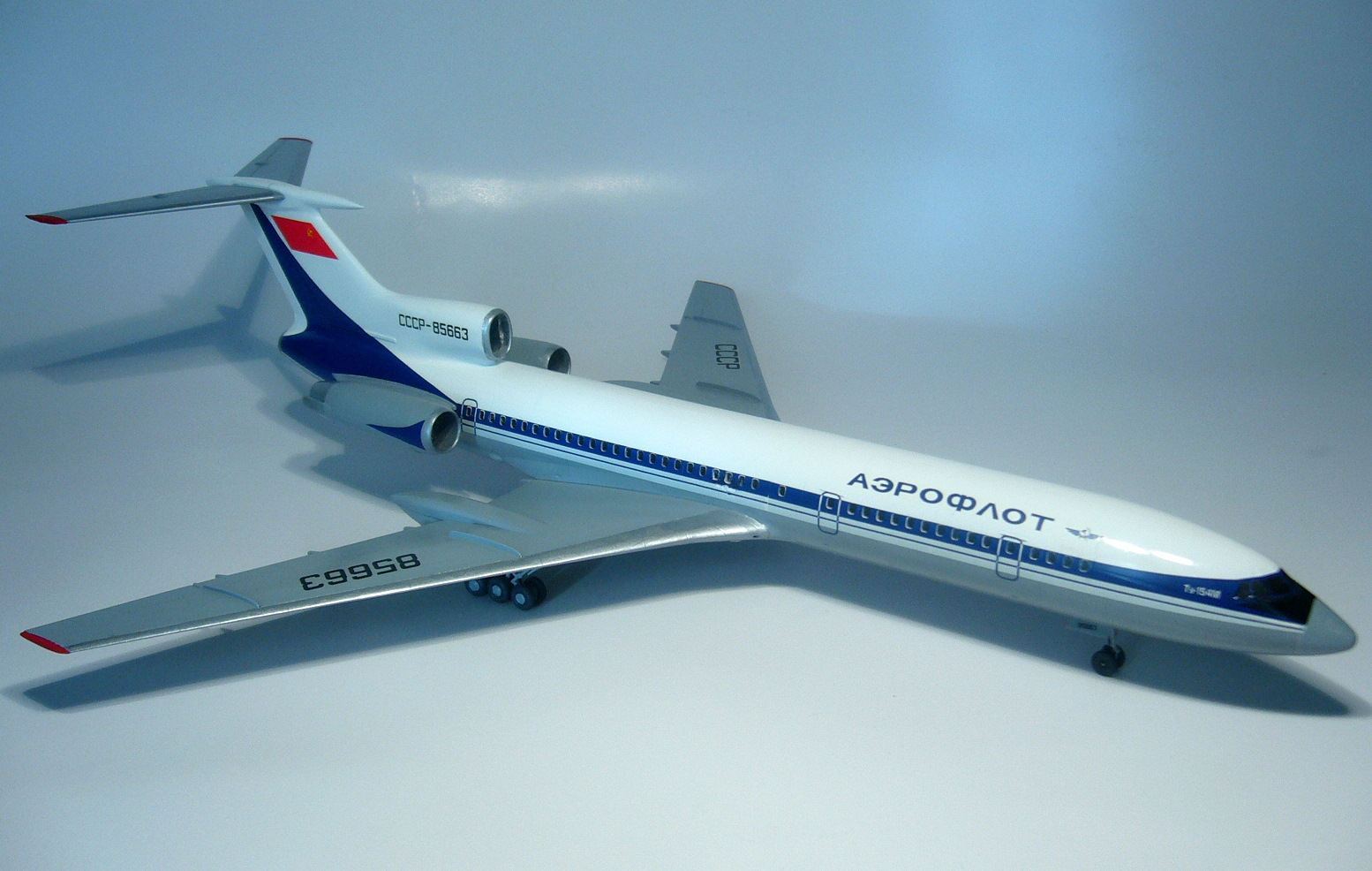 Tu 154 tupolew modelo kit 1:100 avión avión modelo Plasticart reifra