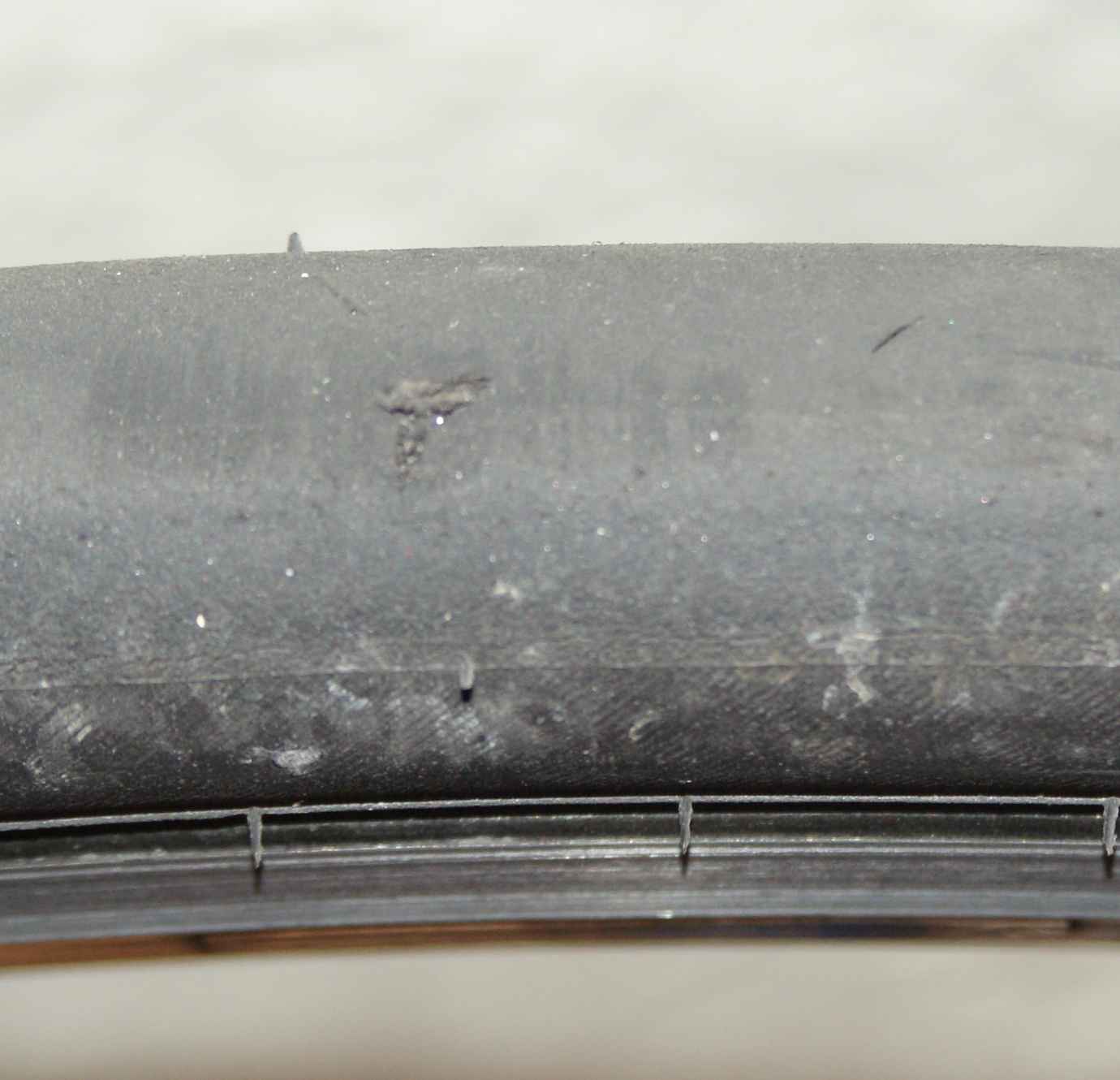 Go Tubeless Fixing Tubeless Road Bike Tires With Hutchinson Rep'Air