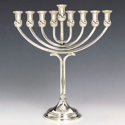 [BP_KTraditionalMenorah.jpg]