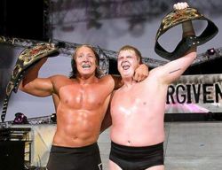 [250px-Cademurdochchamps.jpg]