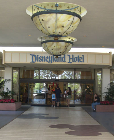 [disneyHotel.jpg]