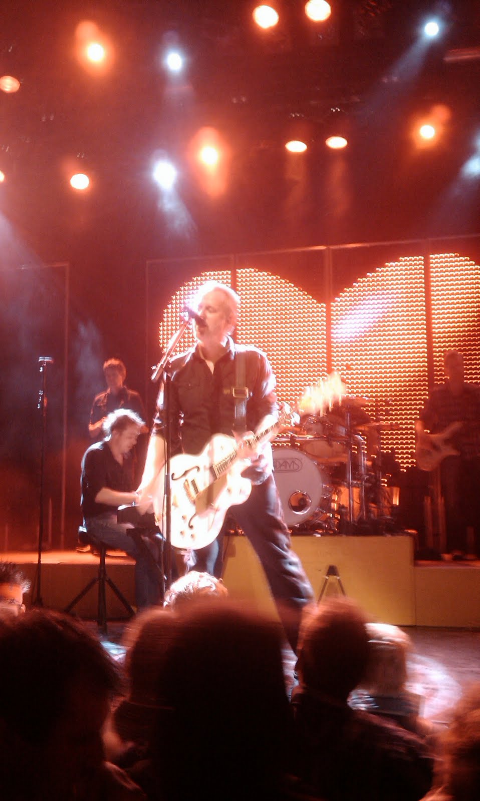 [Rowwen+Heze+01.jpg]