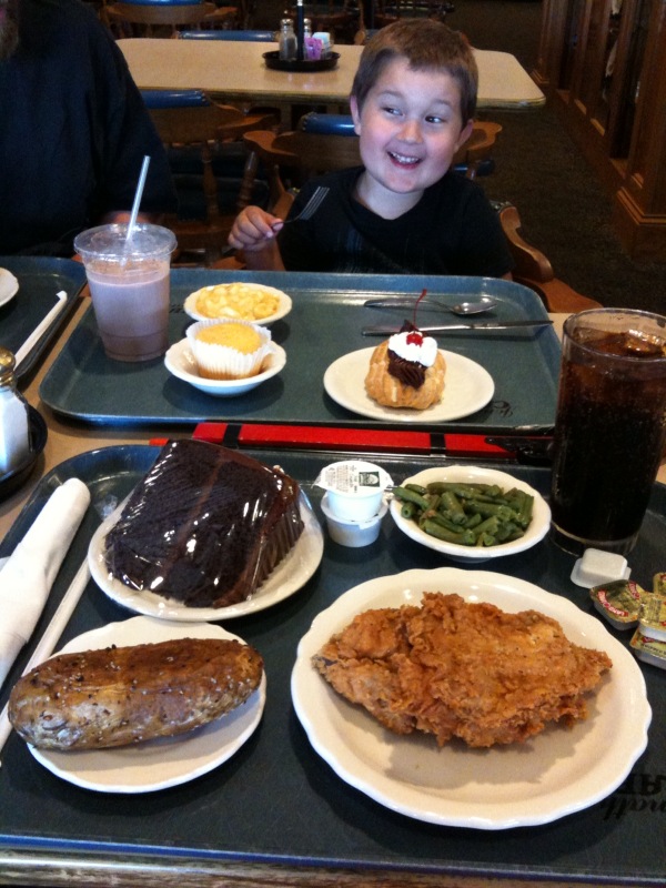 Thanksgiving family games activities Thanksgiving family games activities