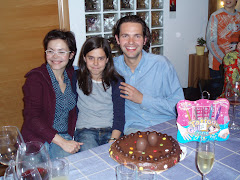 L'Anna,amb els seus padrins,el Toni i la Sandra