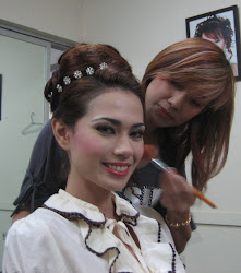 " MAKE UP ARTIS " By. Lin Lin