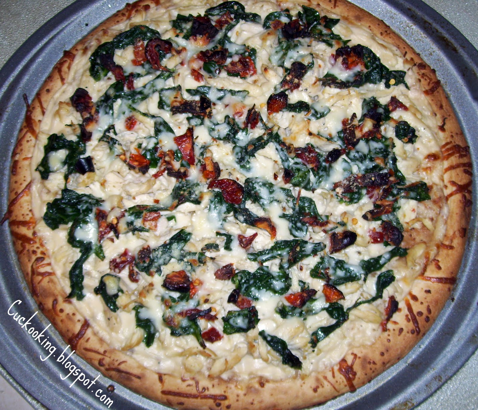 Cooking Creation Chicken Alfredo Pizza with Spinach and SunDried Tomatoes