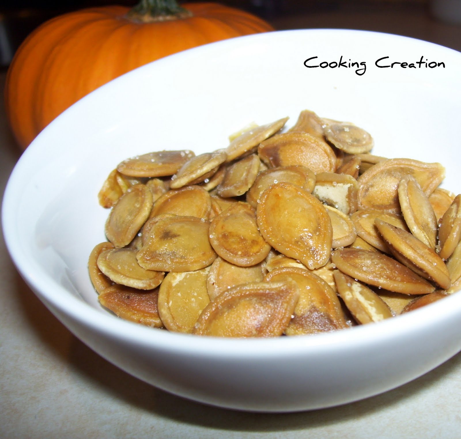 Cooking Creation Roasted Garlic Pumpkin Seeds