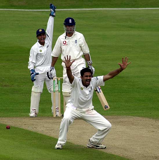 [Often+derided+for+being+ineffective+in+away+Tests,+Kumble+takes+7+for+159+in+the+third+Test+against+England+at+Headingley+in+August+2002-798544.jpg]