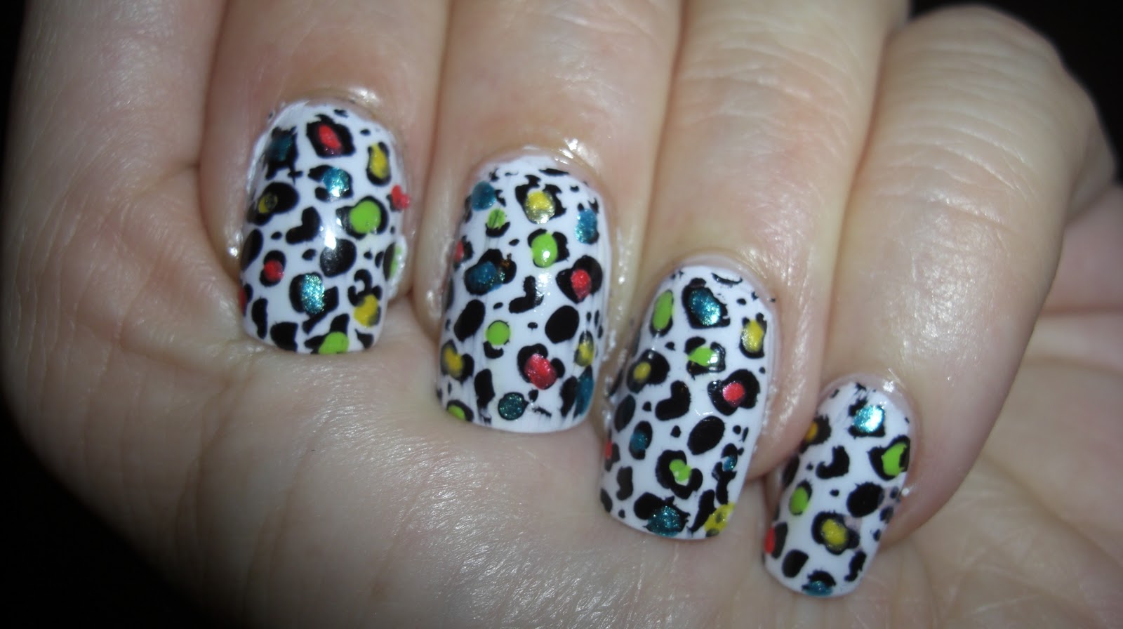 Polish Molish: Funky leopard nails with Konad M57