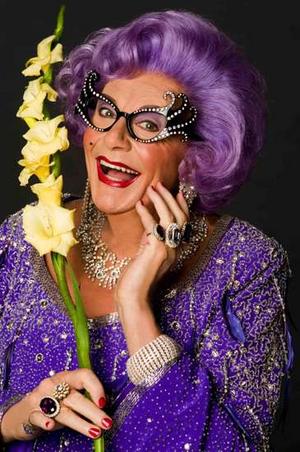 dame_edna+0.jpg