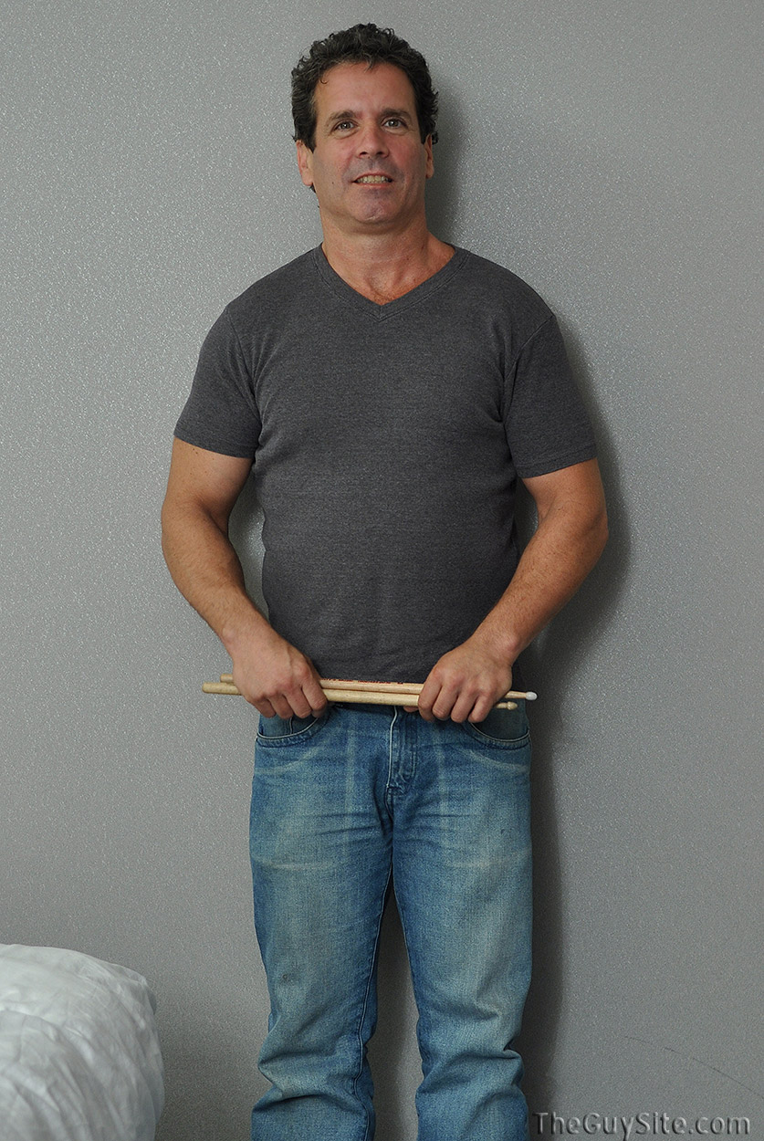 Mature & Bearmen Hideaway Guy Site Groovist