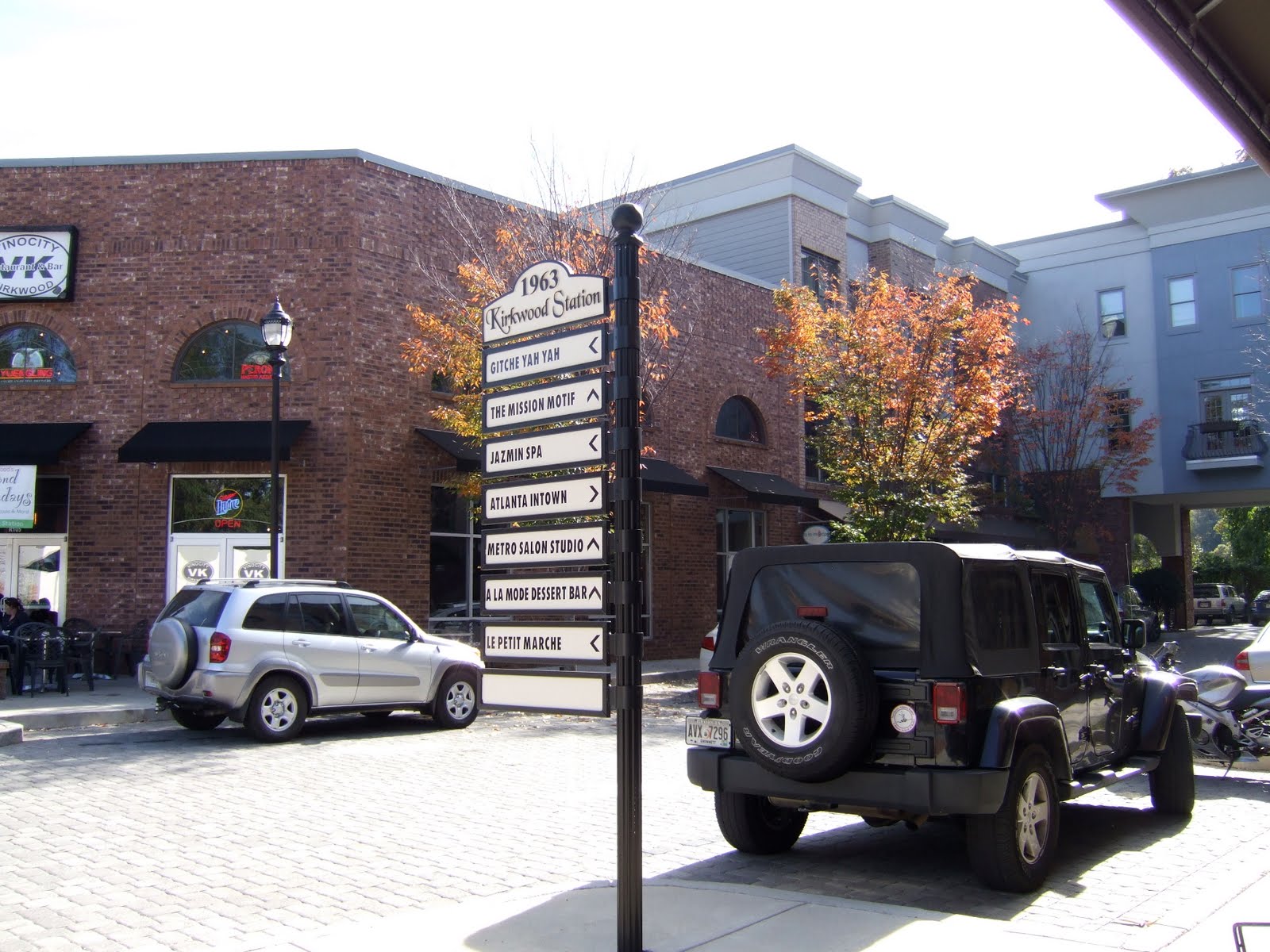 The American Suburb New Urbanism Edgewood Retail District and Kirkwood