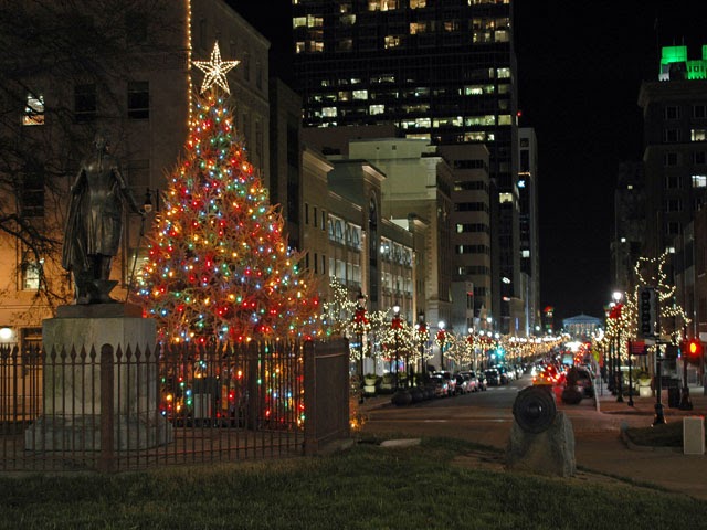 RaleighChristmas.com: Raleigh Christmas Tree