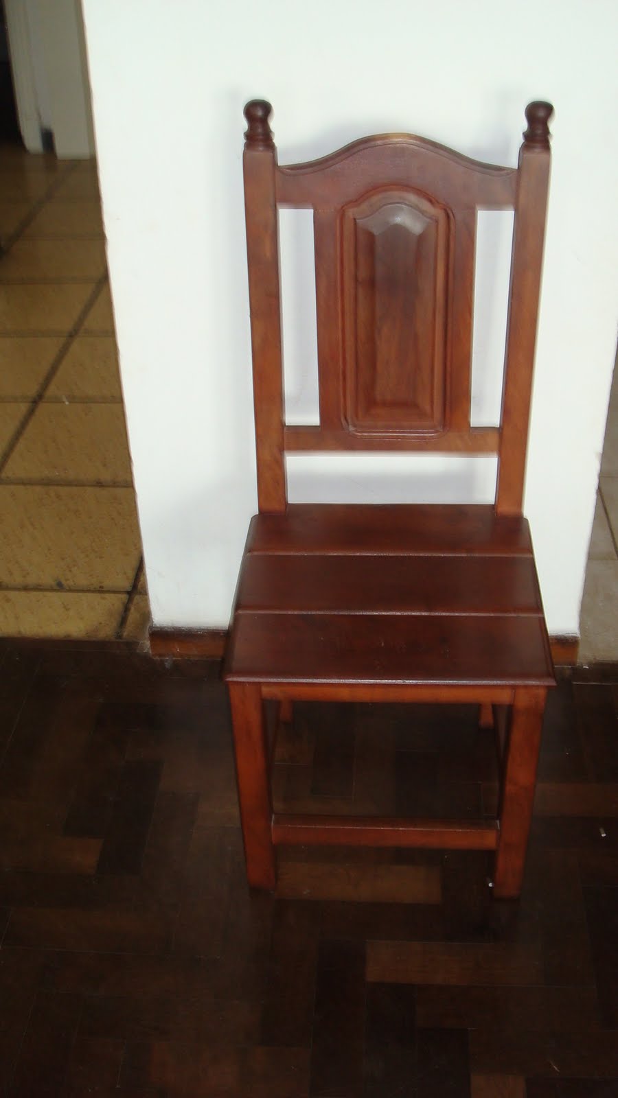 Siglo XXI: MESA Y SILLAS DE ALGARROBO